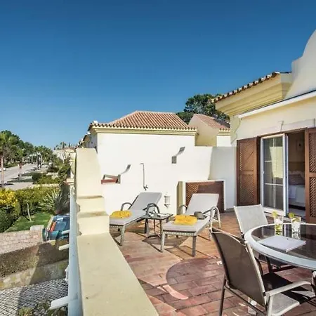 Sleeps 4 With Pool Air Con And Wifi Villa