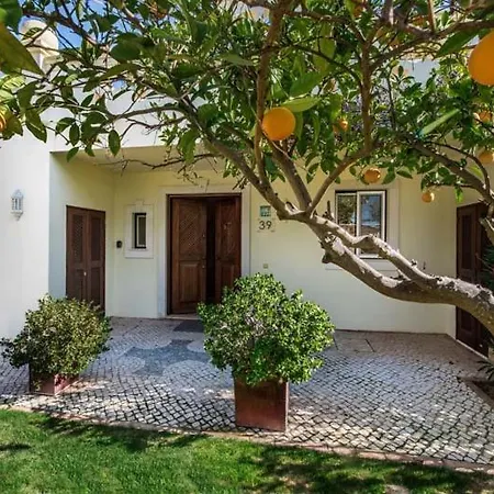 Sleeps 4 With Pool Air Con And Wifi Villa *
